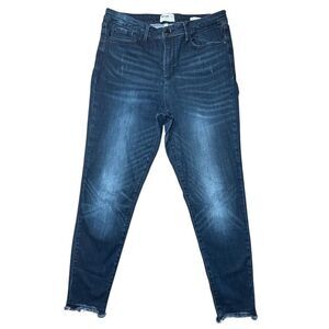 WilliamRast  Sculpted Highrise Jean Junior Sz: 31